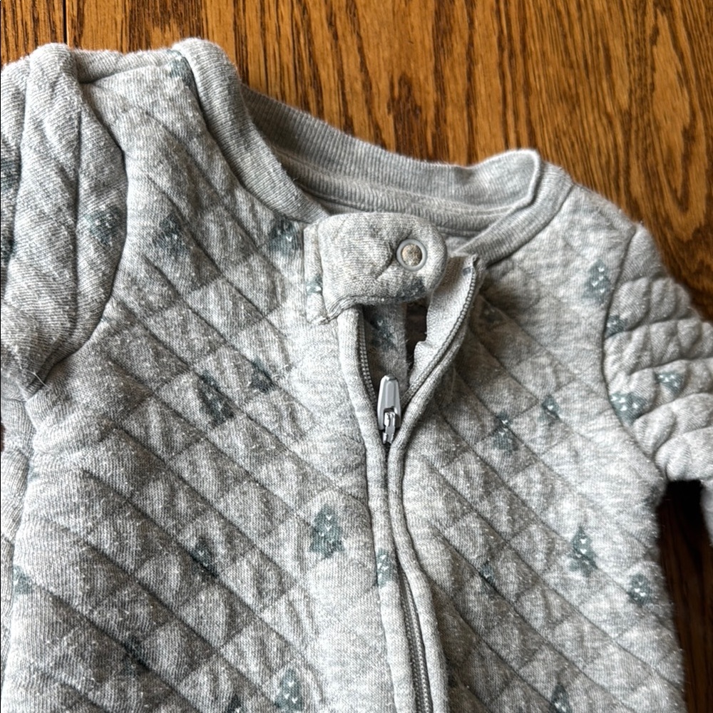 •SOLD•  Organic Cotton Quilted one piece 3mo)